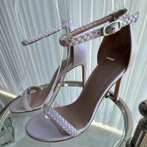 NWOT. Stuart Weitzman Leather High-Heel Sandal. Size:5.5